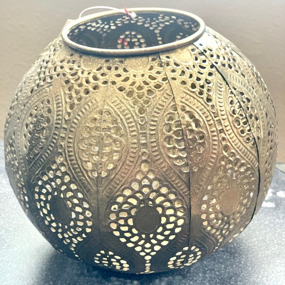 India Home Table Decor (GOLD) - Picture 2 of 3